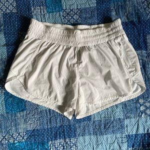 LULULEMON Tracker Lined Short